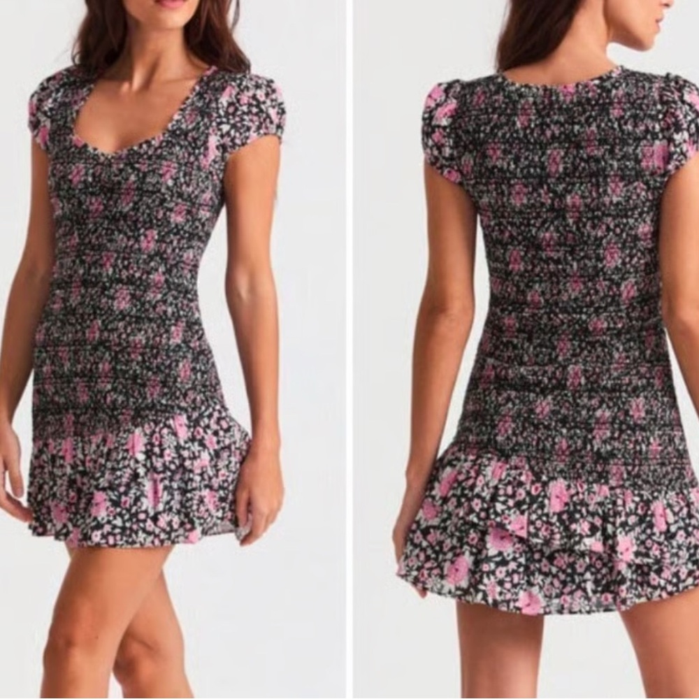 NWT LoveShackFancy Trevor Smocked
Ruffled Mini Dress Pink & Black Floral